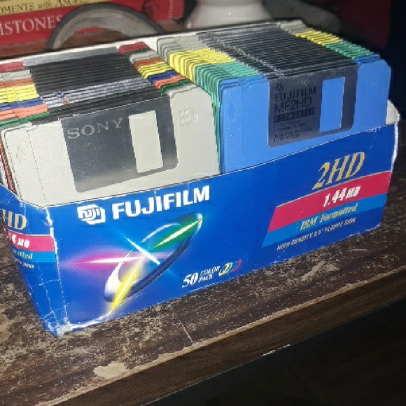 Vintage Floppy Disc Lot - Picture 1 of 6